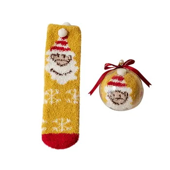 Рождественские теплые удобные и пушистые носки с героями мультфильмов 2023 года, праздничная атмосфера с принтом Санта-Клауса, плюшевые носки с героями мультфильмов, один размер